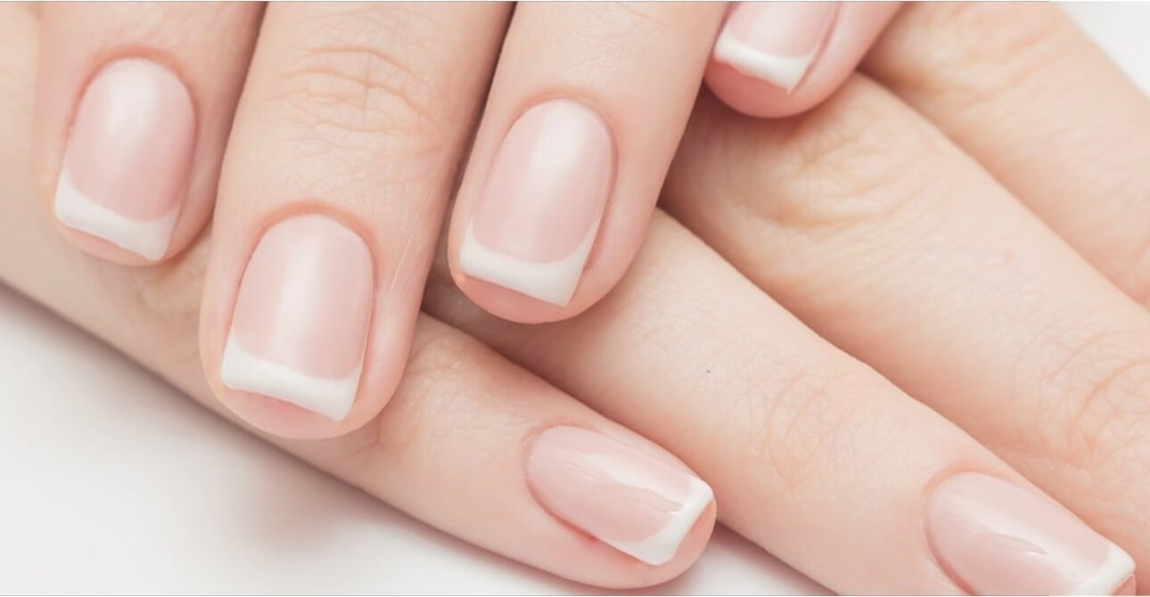 cambiamenti colore unghie